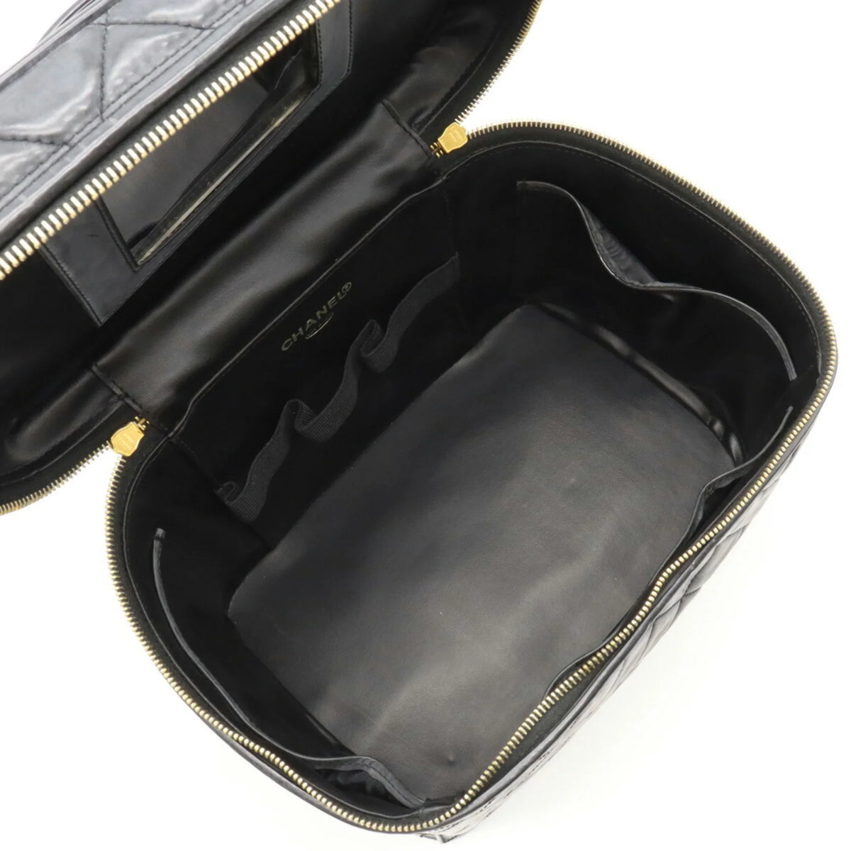 (Fair) Mark Matelasse Leather Shoulder Coco Bag Vanity Pre-Owned Handbag Black
