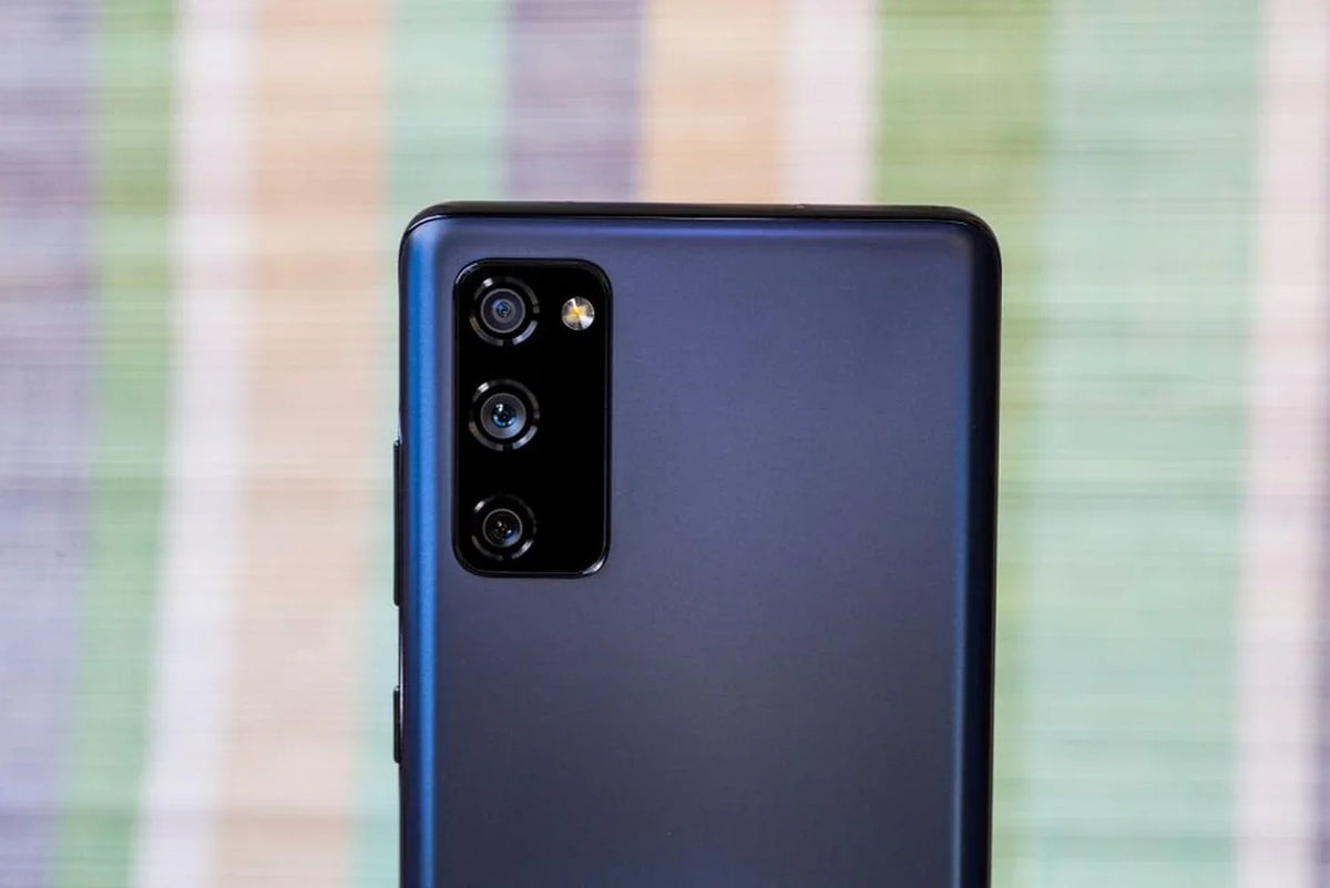 Galaxy Blue, or AT&T 128GB, T-Mobile in 5G, Pre-Owned 6.5 Good) S20 FE (Refurbished: