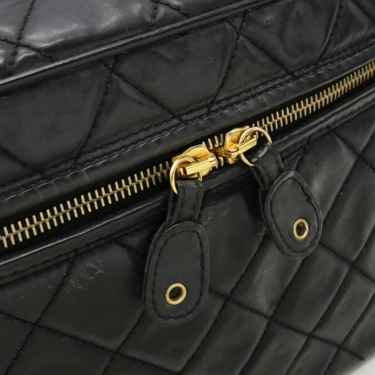 (Fair) Mark Matelasse Leather Shoulder Coco Bag Vanity Pre-Owned Handbag Black