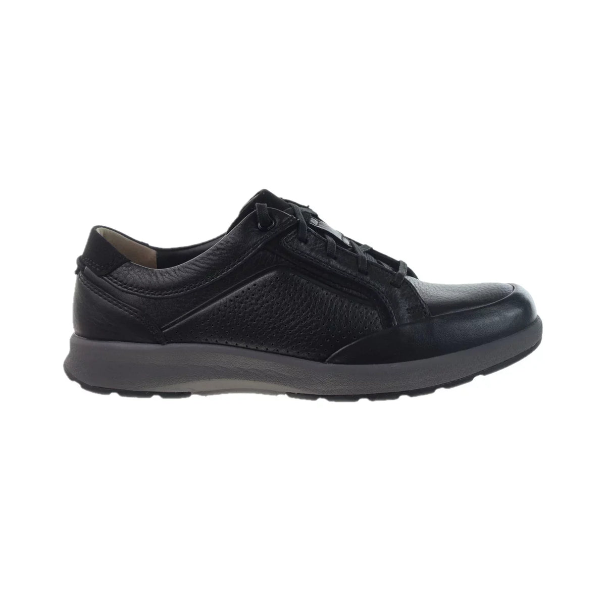26146641 Men's Un Trail Form Shoes Clarks Black