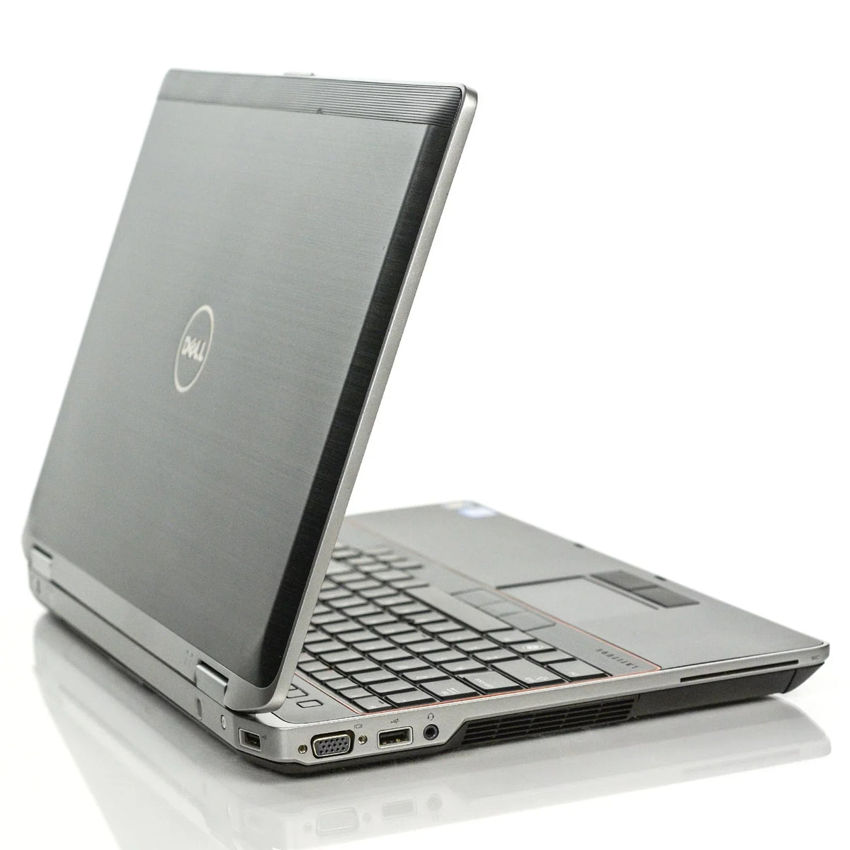 Laptop (Preowned) Dell Latitude 10 Win Pro Quad-Core 4GB i5 320GB E6520