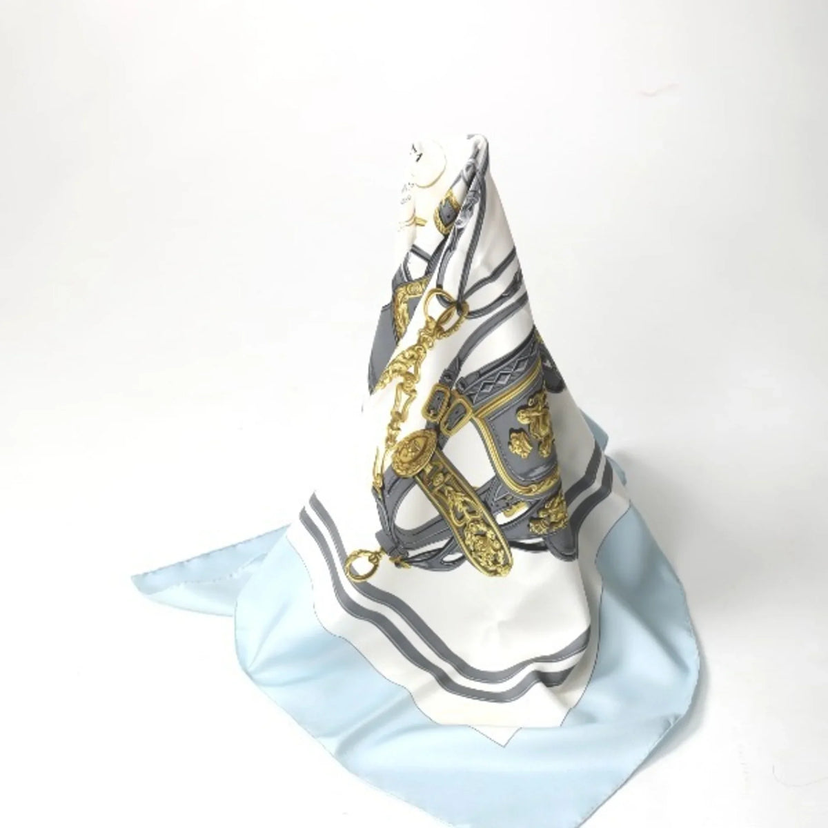 (Good) scarf light blue Pre-Owned HERMES Hermes Carre90